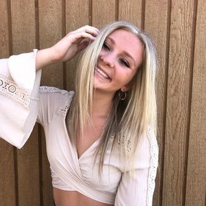 Meet your Posher, Sydnee